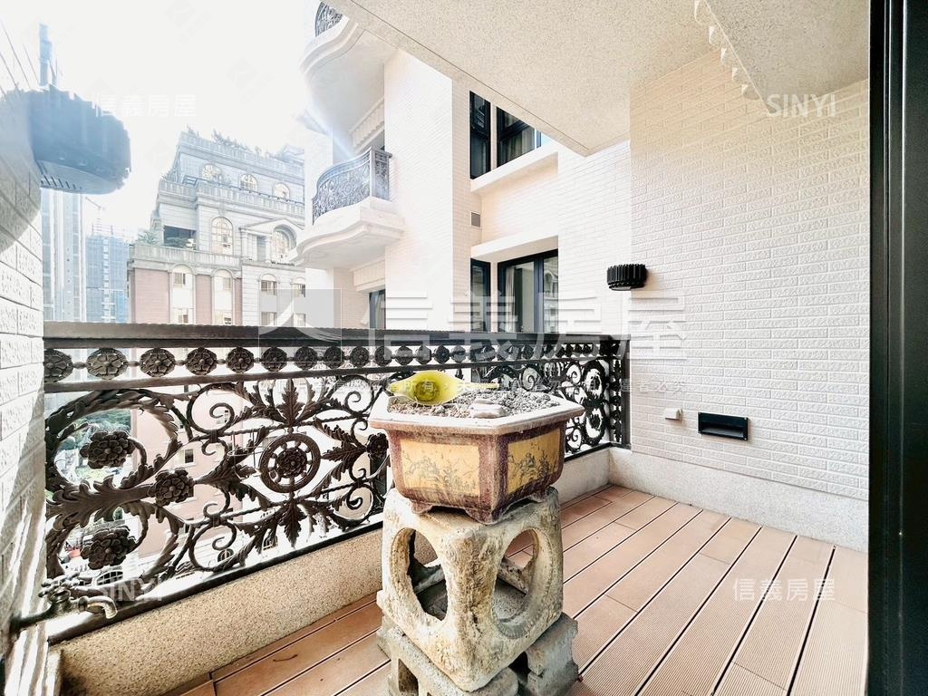 聯聚理仁奢華典藏房屋室內格局與周邊環境