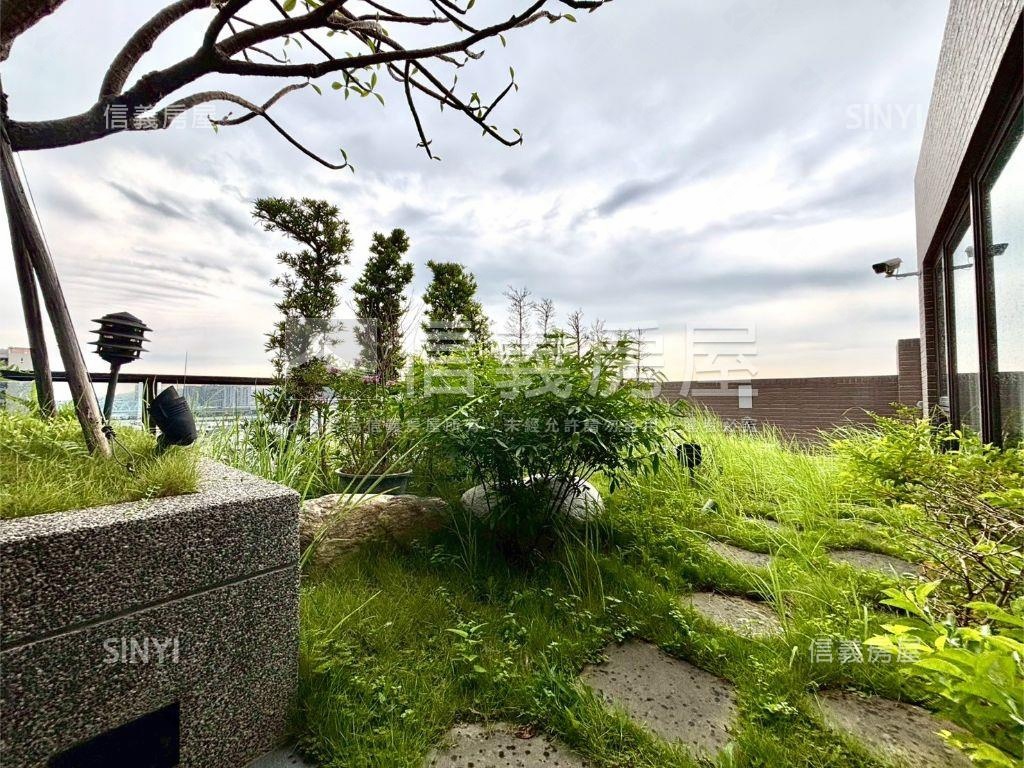 近捷運！優質大兩房車位房屋室內格局與周邊環境