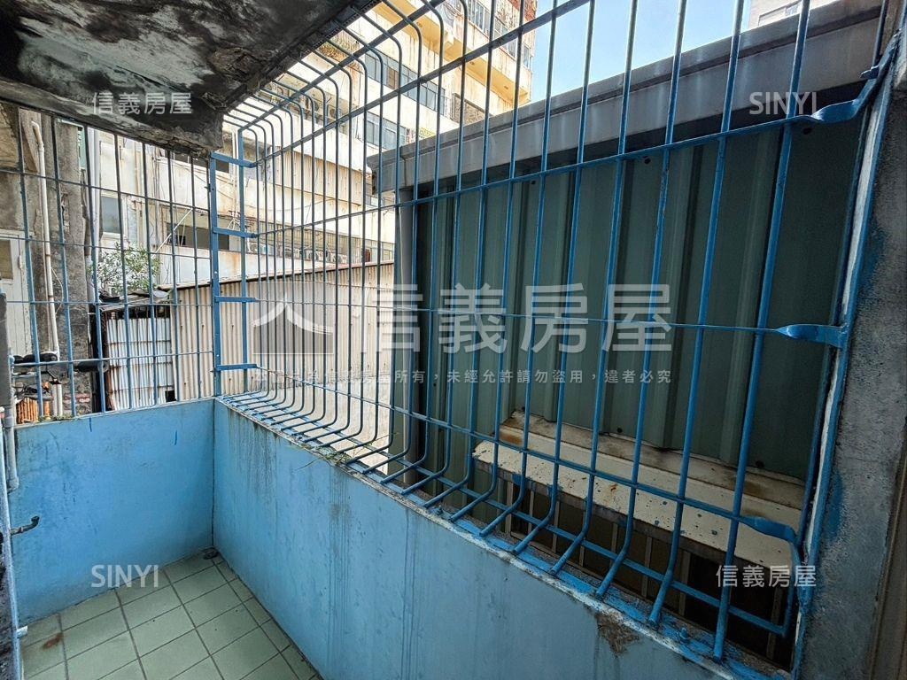 復興一路正路透天店面房屋室內格局與周邊環境