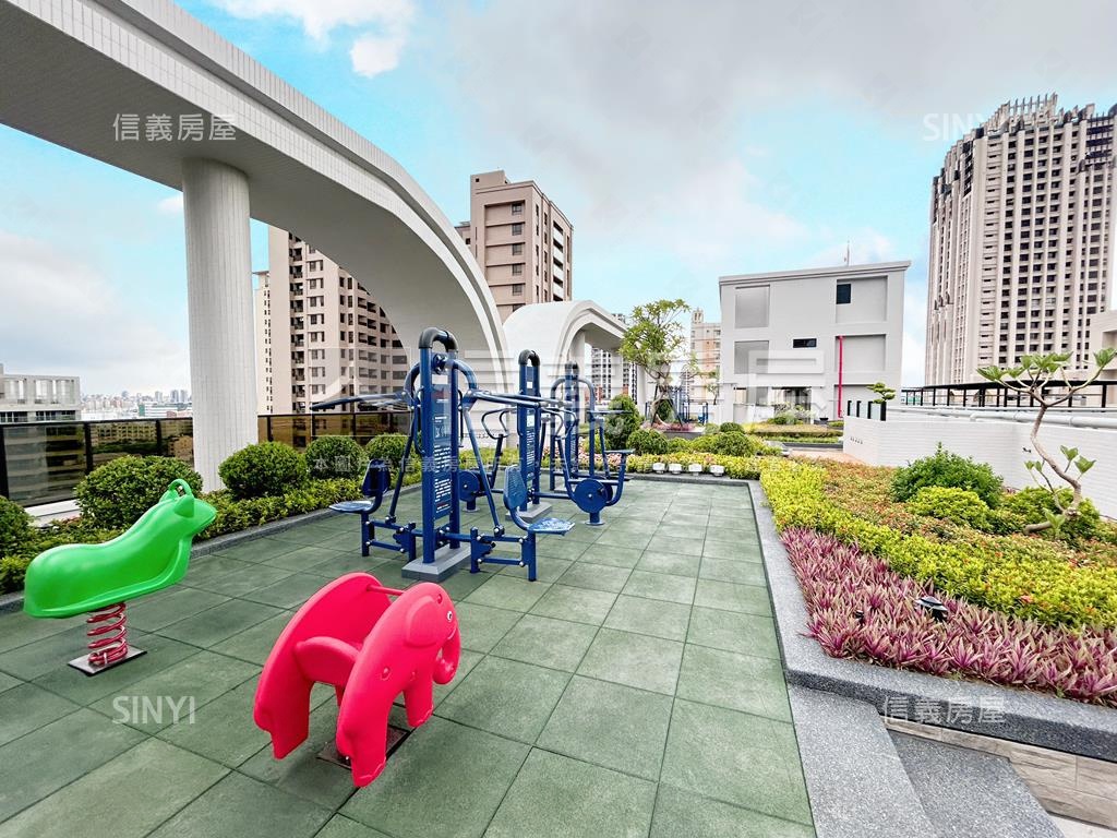 高鐵全新大二房平車房屋室內格局與周邊環境