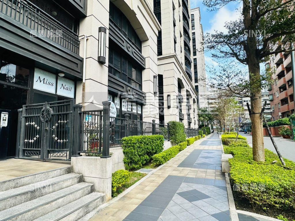 新春庭院一樓戶房屋室內格局與周邊環境