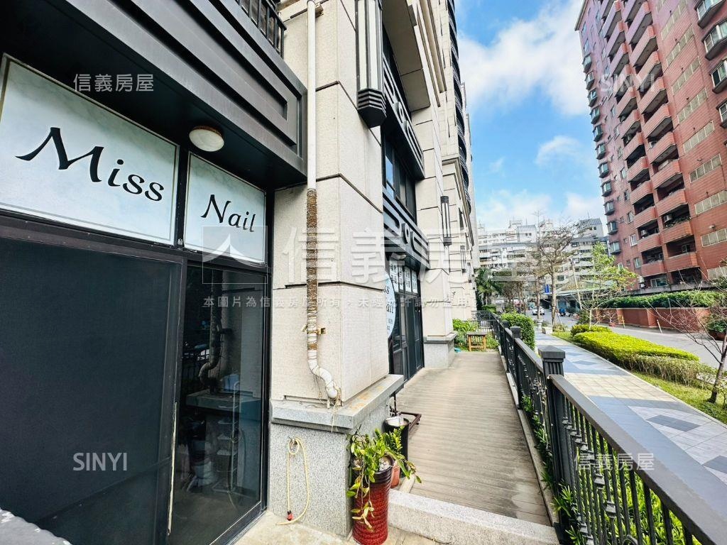 新春庭院一樓戶房屋室內格局與周邊環境