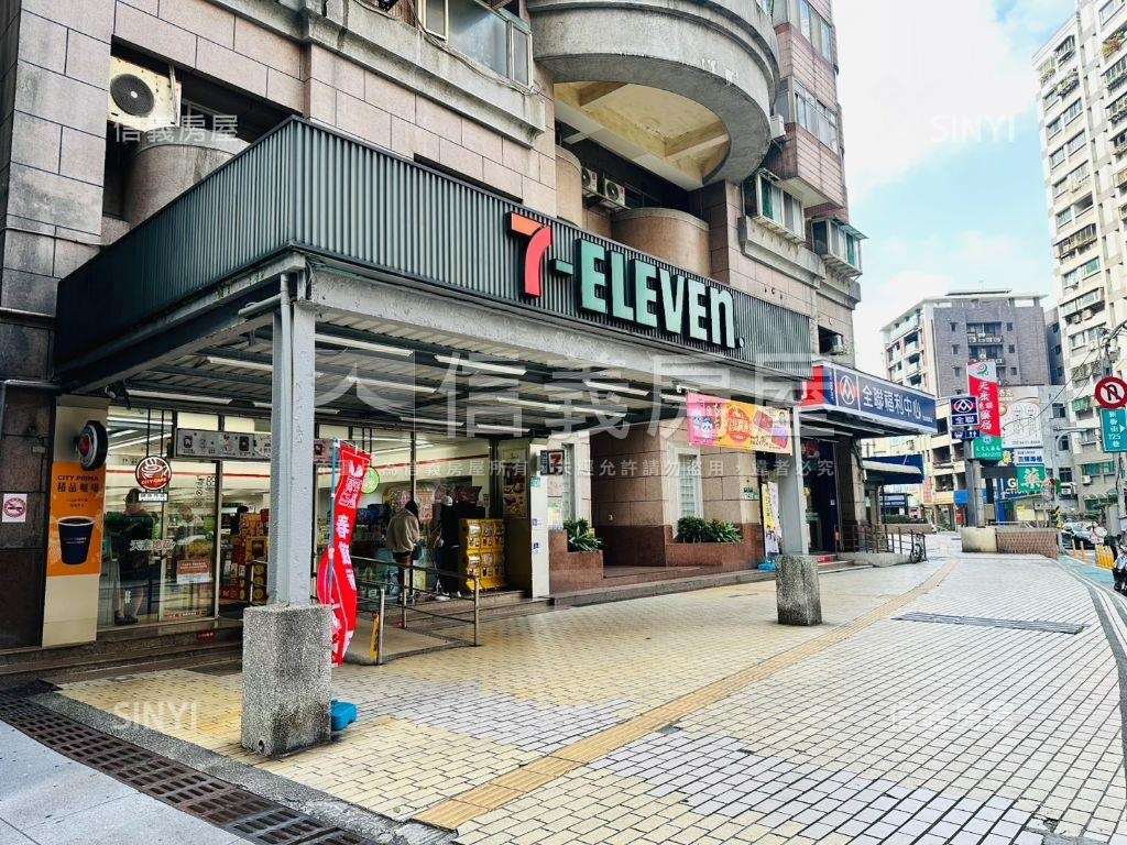 新春庭院一樓戶房屋室內格局與周邊環境