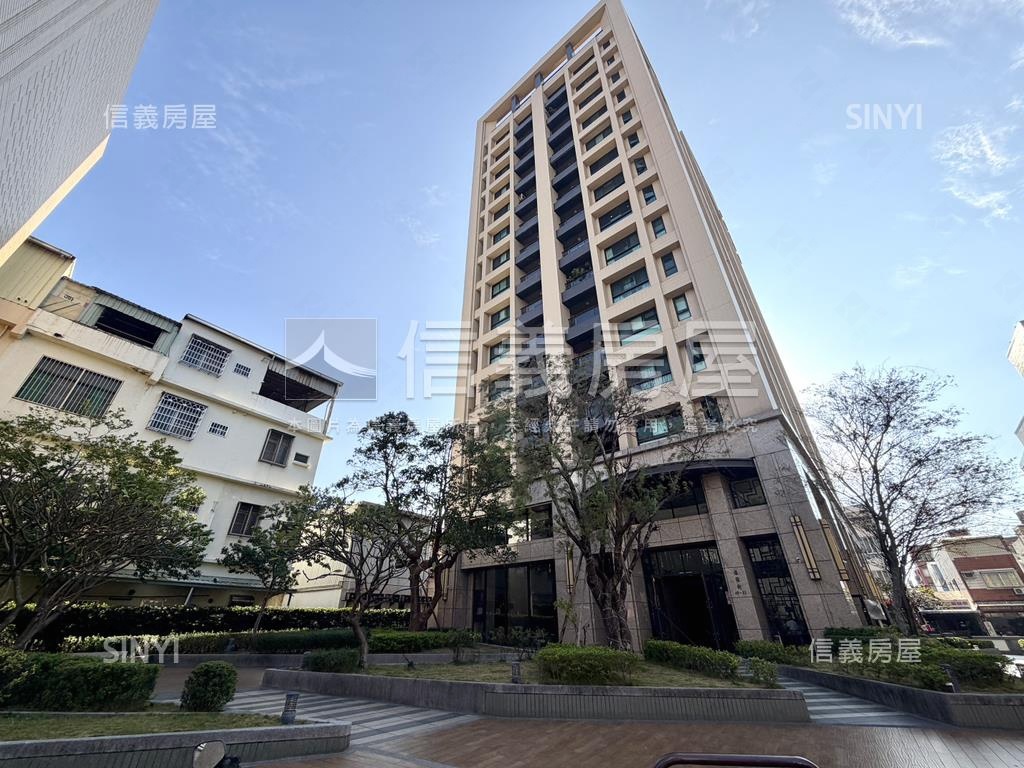 鳳凰居‧溫馨美宅兩房平車房屋室內格局與周邊環境