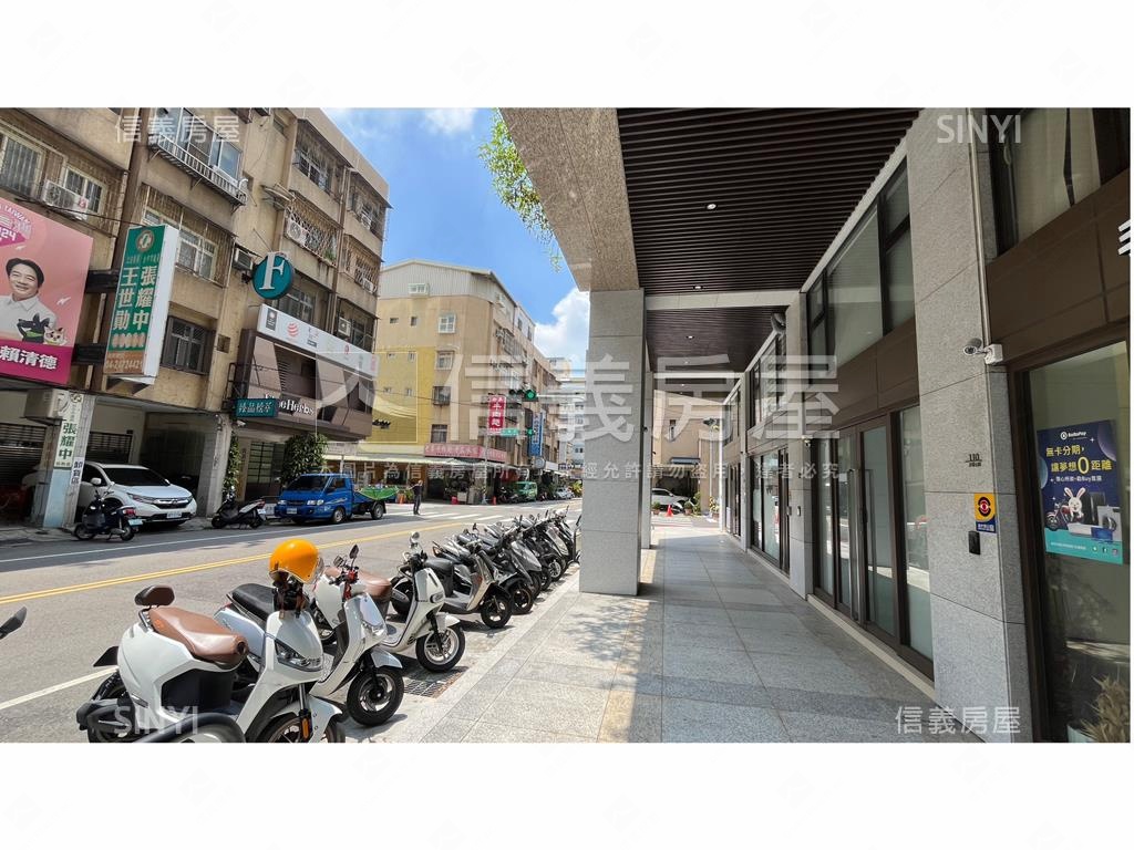 機能健全五期店面附雙車位房屋室內格局與周邊環境
