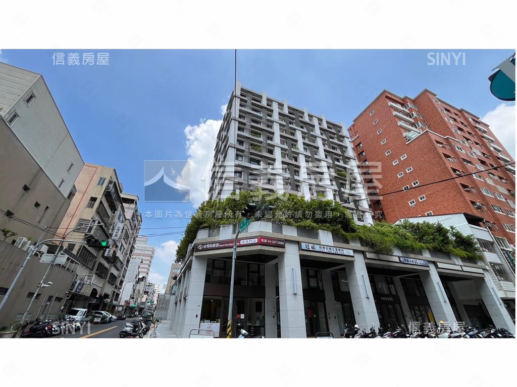機能健全五期店面附雙車位房屋室內格局與周邊環境