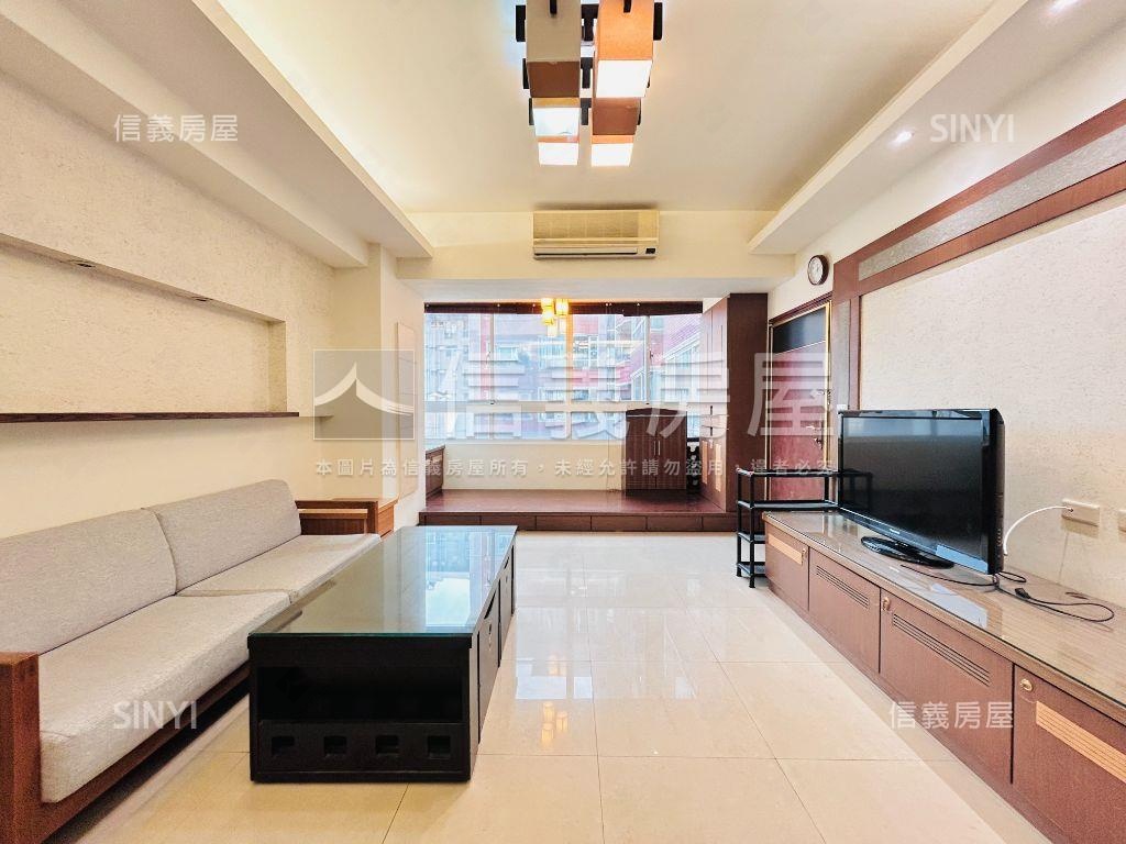 早安校園大四房車位房屋室內格局與周邊環境