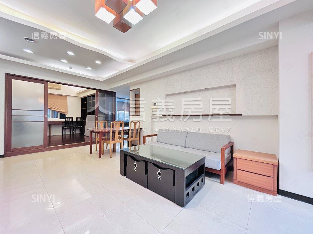 早安校園大四房車位房屋室內格局與周邊環境