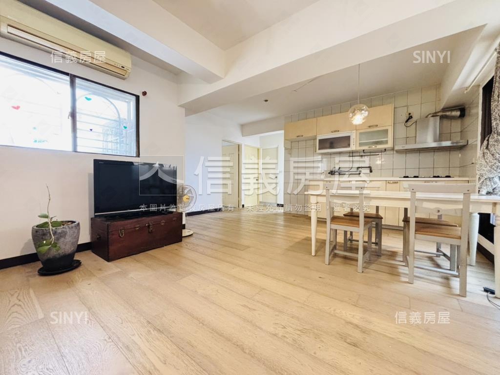 ✦東區✦崇明三街三房車位房屋室內格局與周邊環境