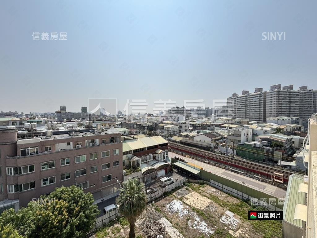 ✦東區✦崇明三街三房車位房屋室內格局與周邊環境