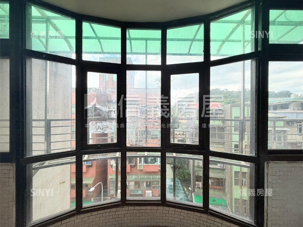 劍潭大公寓房屋室內格局與周邊環境