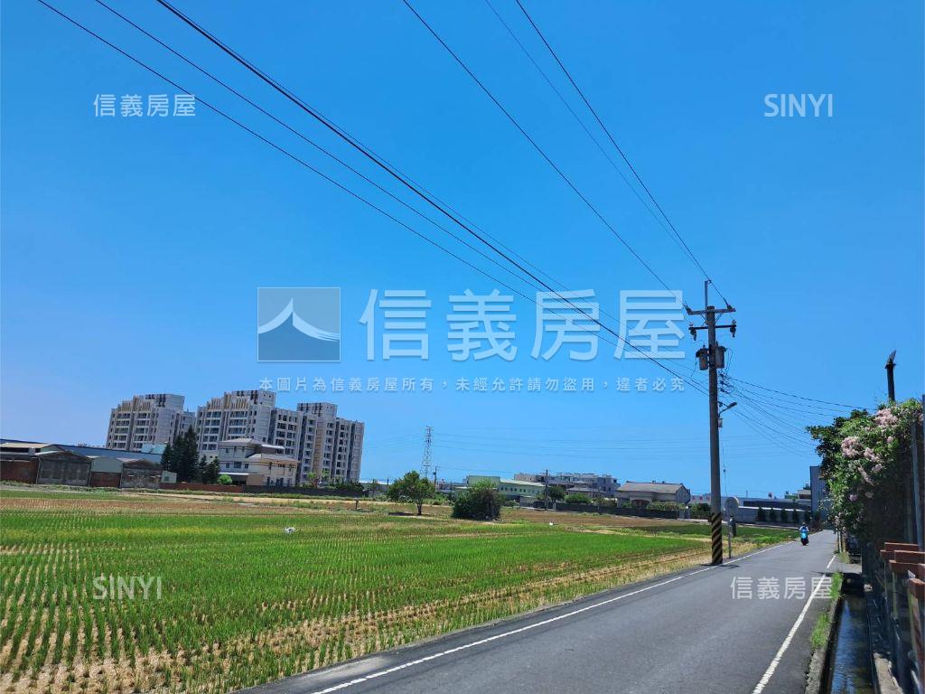 鹿港振興段公園旁角地房屋室內格局與周邊環境