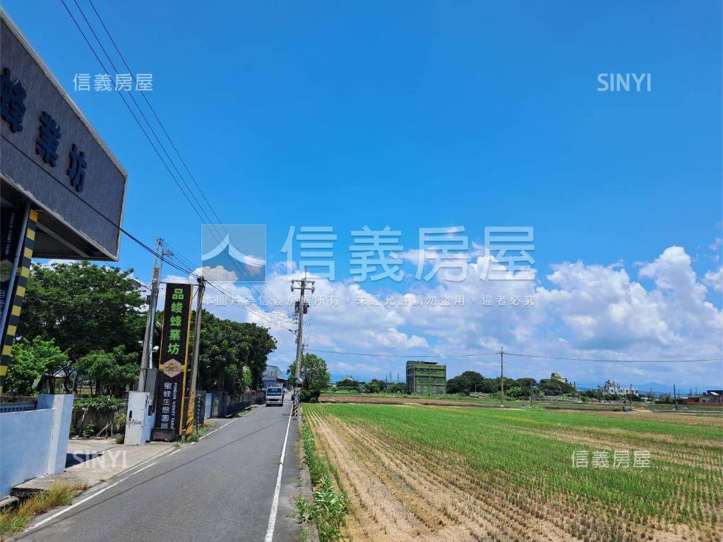 鹿港振興段公園旁角地房屋室內格局與周邊環境