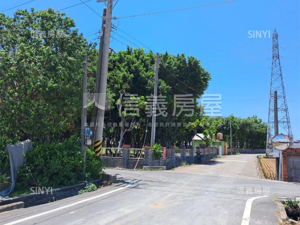 鹿港振興段公園旁角地房屋室內格局與周邊環境