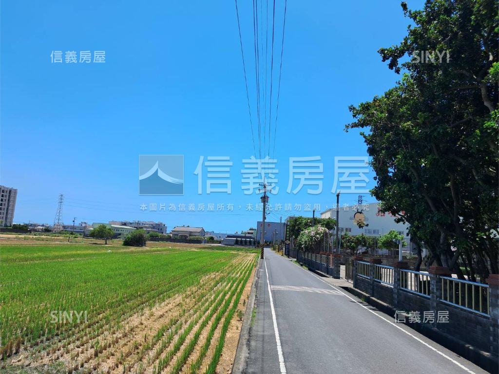 鹿港振興段公園旁角地房屋室內格局與周邊環境