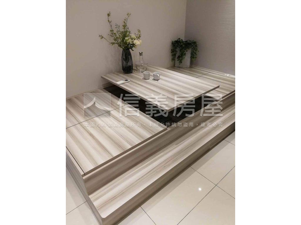 爭藏河景輕屋齡美妝兩房房屋室內格局與周邊環境