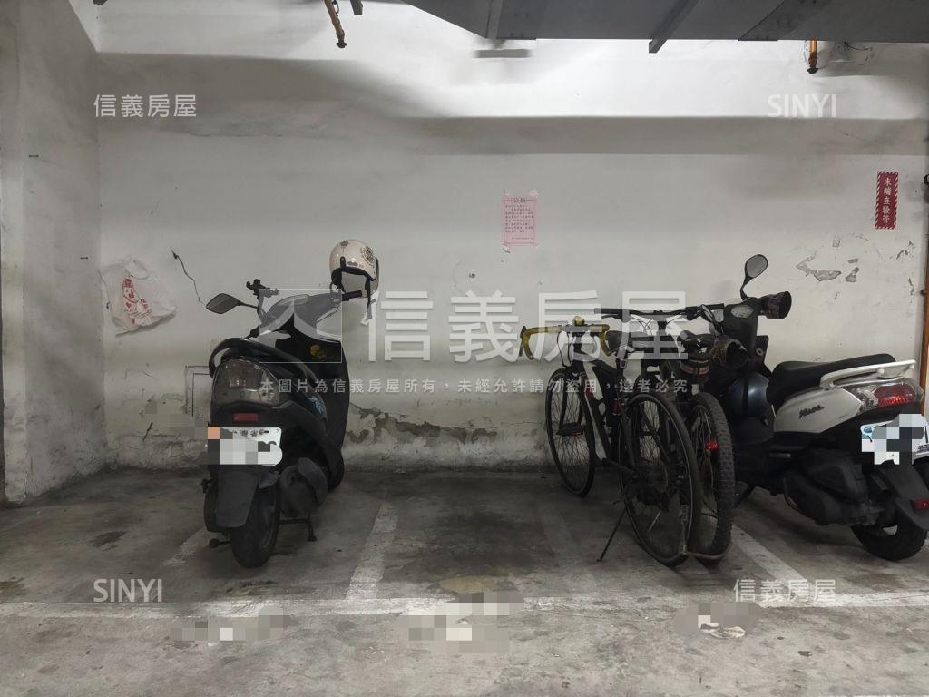 翠華國宅頂級裝潢三房房屋室內格局與周邊環境
