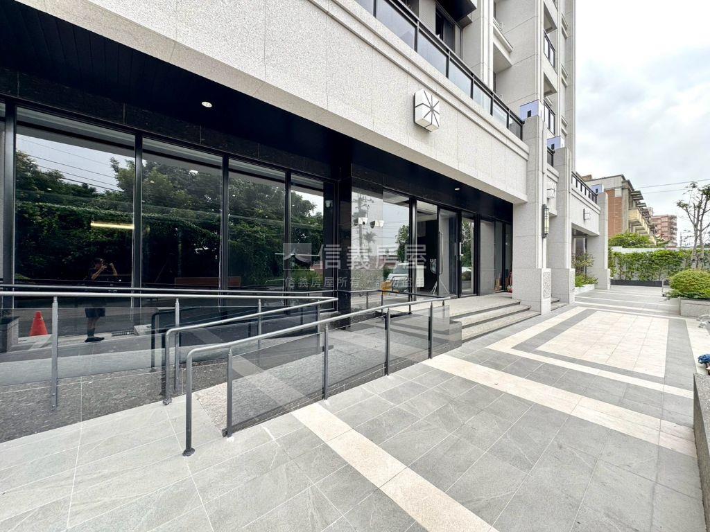 新★甲寶鑽★三房車位誠售房屋室內格局與周邊環境