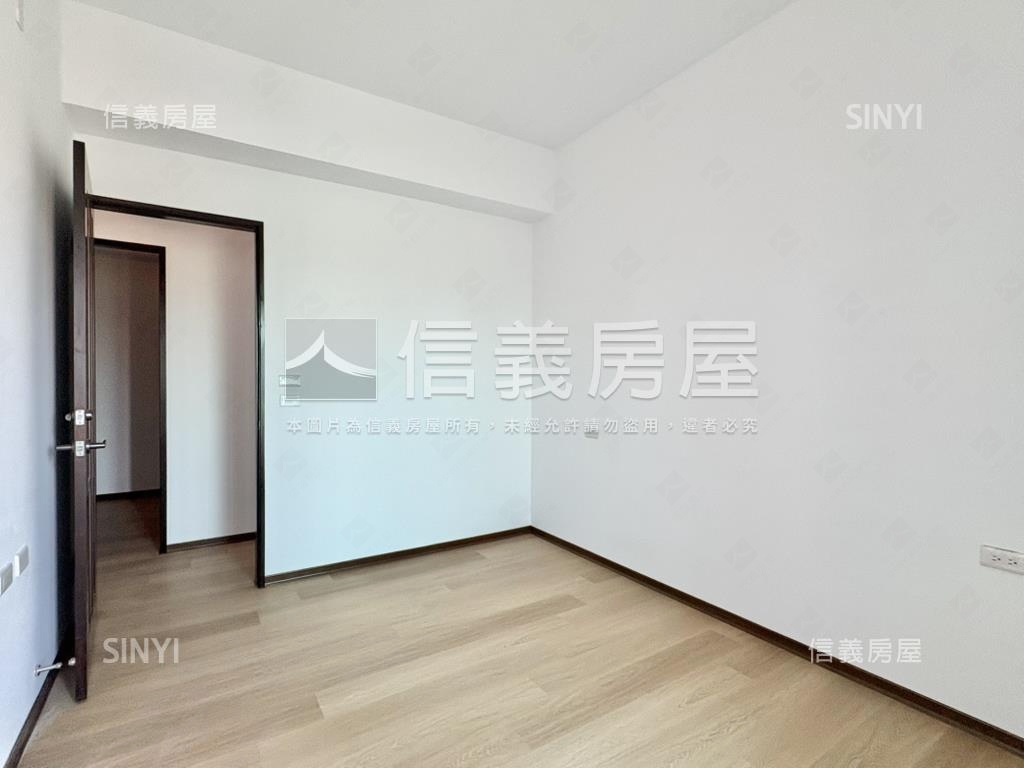 永龍ＶＡ５｜朝南三房平車房屋室內格局與周邊環境