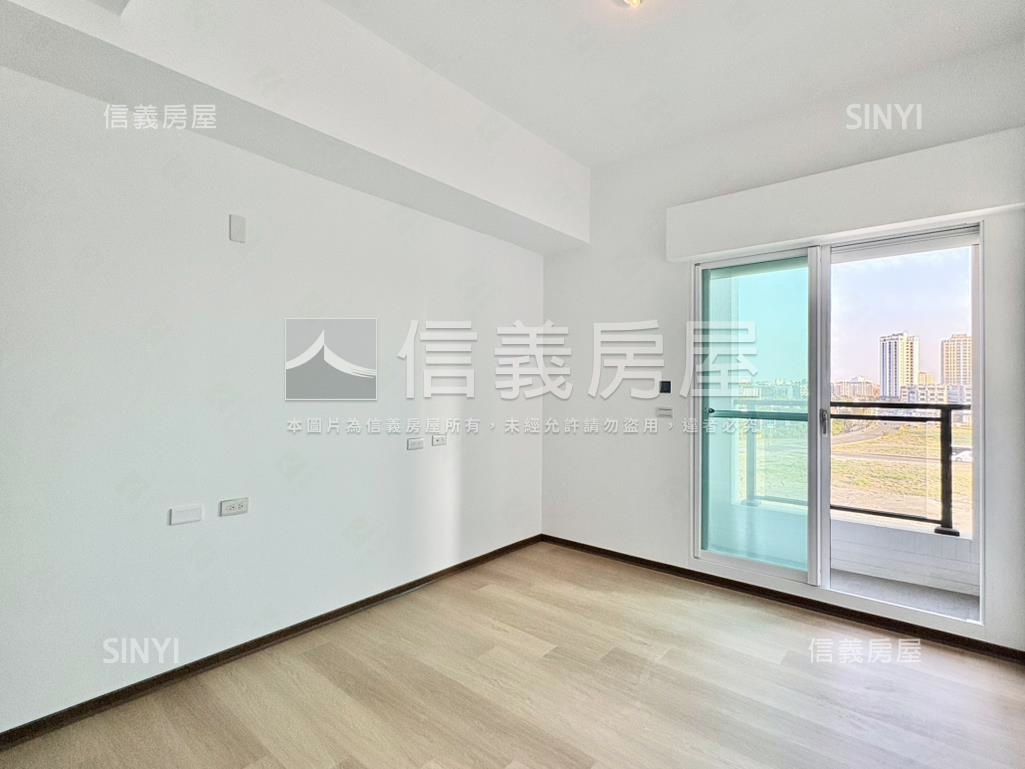 永龍ＶＡ５｜朝南三房平車房屋室內格局與周邊環境