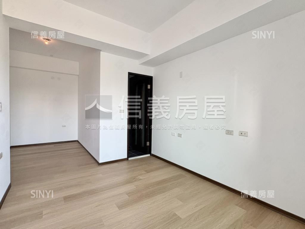 永龍ＶＡ５｜朝南三房平車房屋室內格局與周邊環境