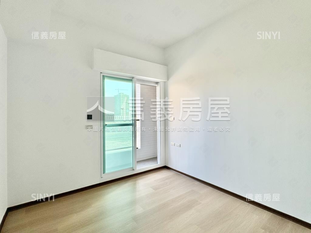 永龍ＶＡ５｜朝南三房平車房屋室內格局與周邊環境