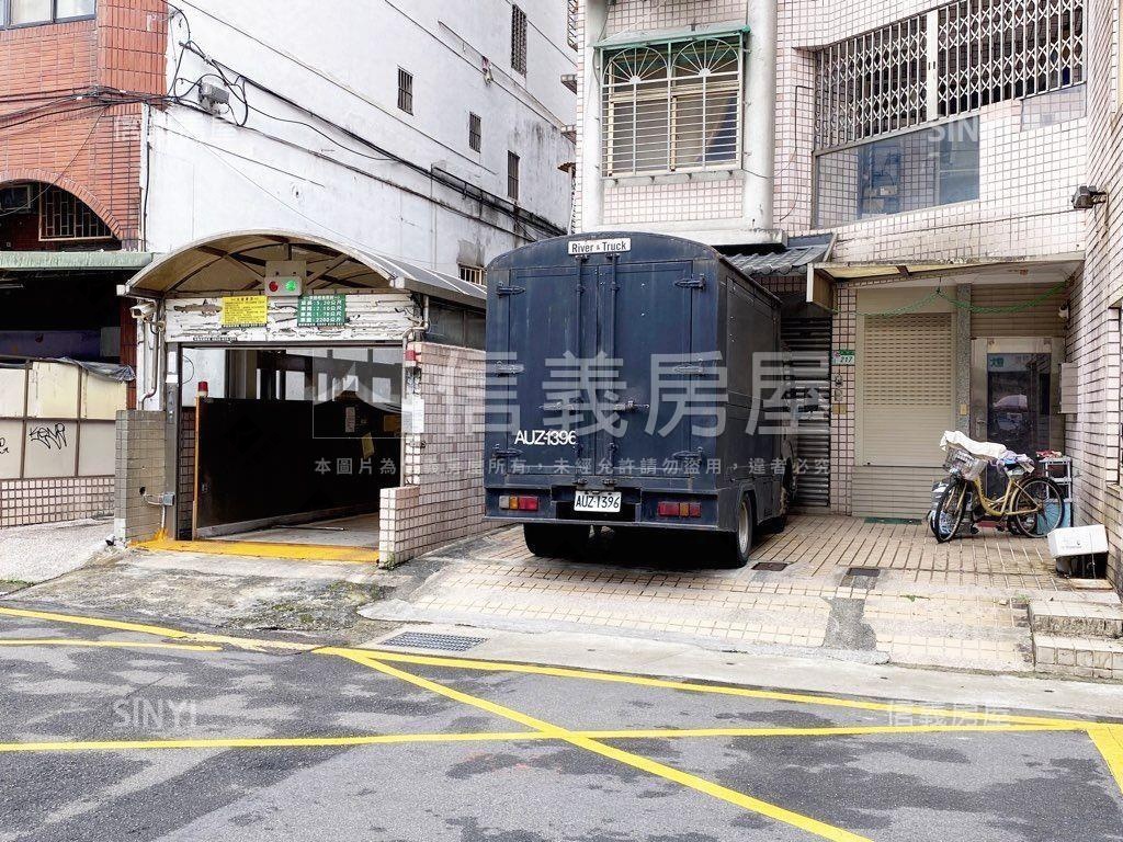 信義區虎林機平大車位房屋室內格局與周邊環境