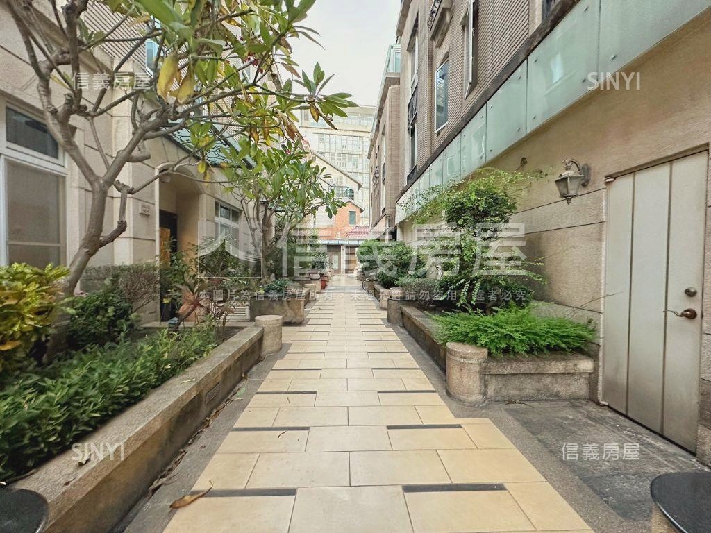 聚合發惠文學區雙車位別墅房屋室內格局與周邊環境