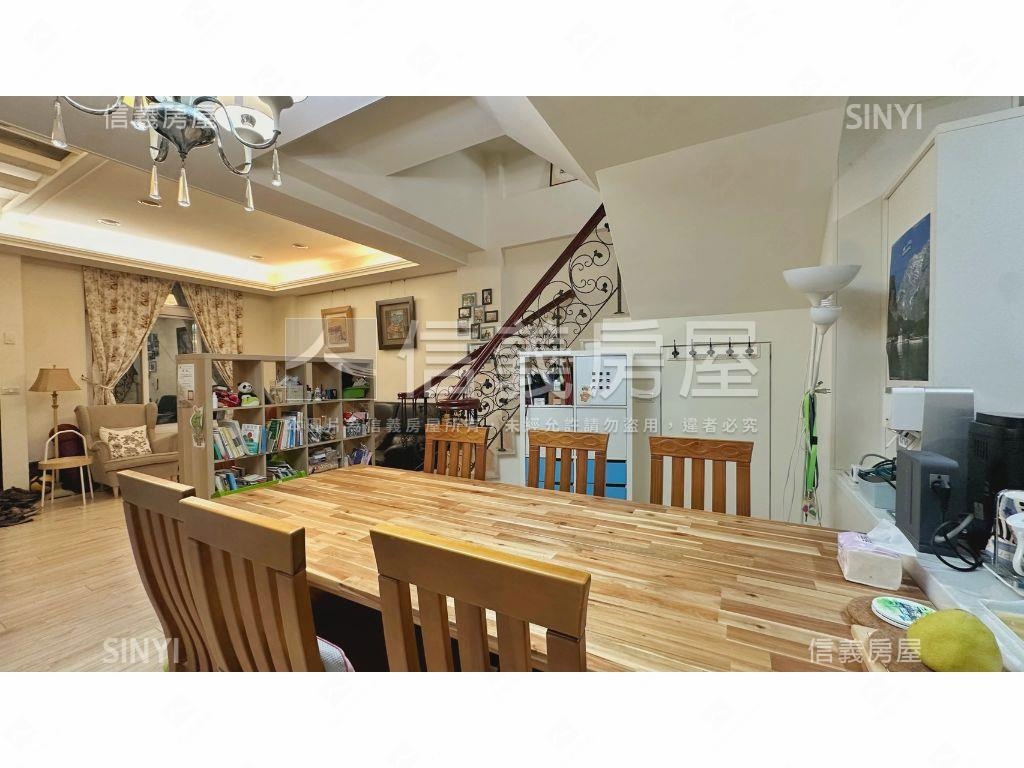 聚合發惠文學區雙車位別墅房屋室內格局與周邊環境