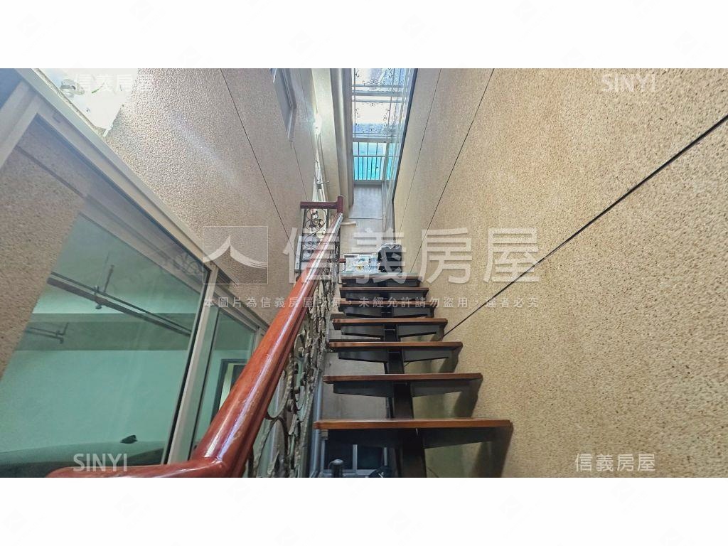 聚合發惠文學區雙車位別墅房屋室內格局與周邊環境