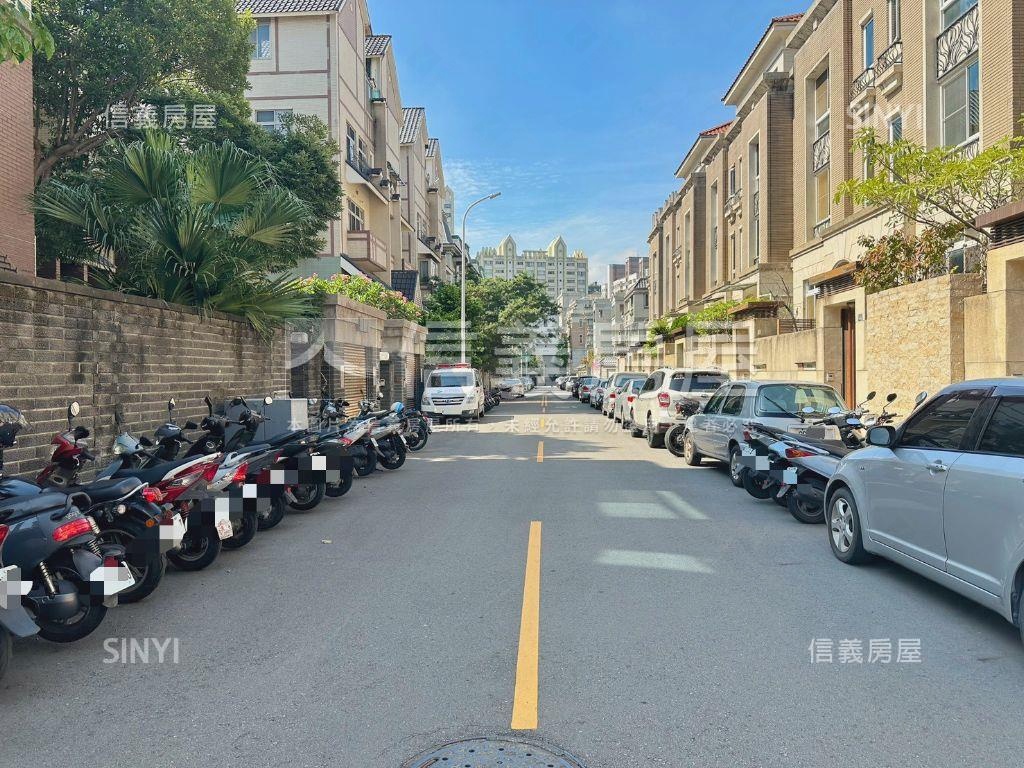 聚合發惠文學區雙車位別墅房屋室內格局與周邊環境