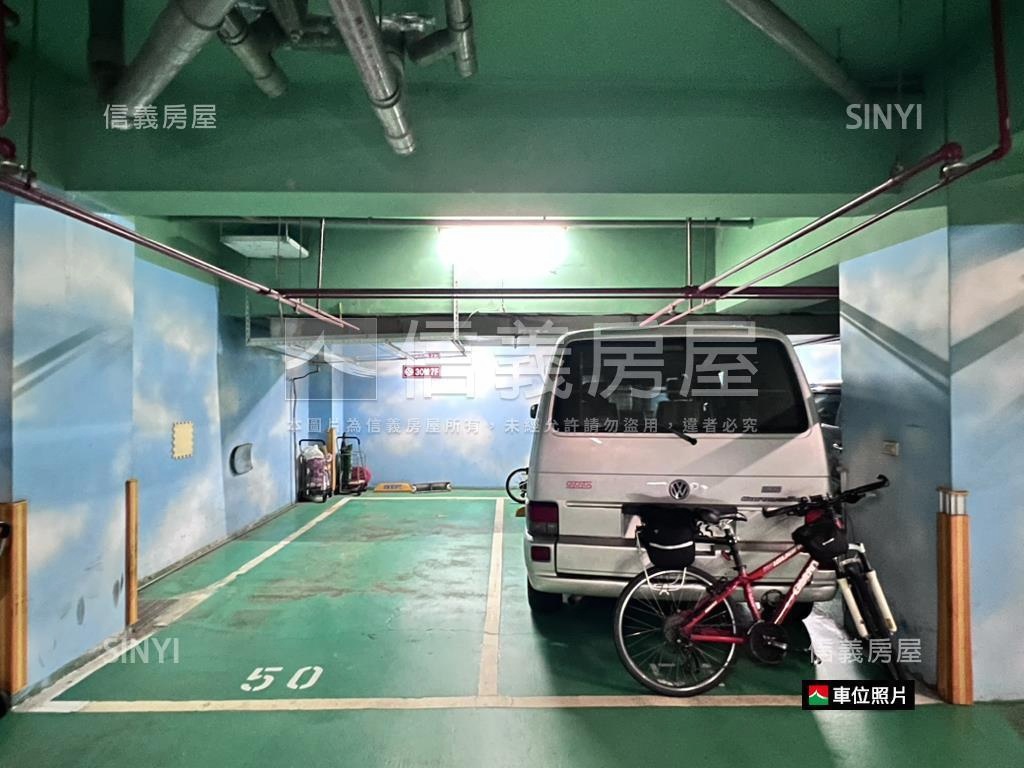 仁愛特區兩房車位房屋室內格局與周邊環境