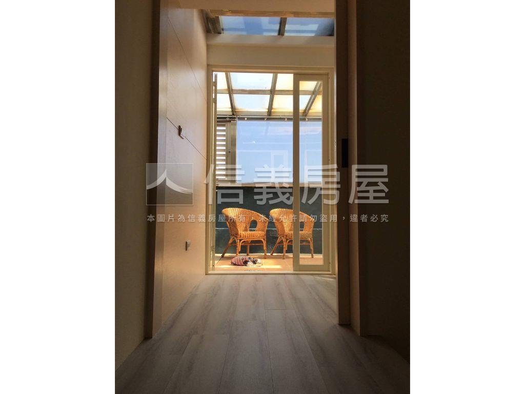 大坪林稀有美景樓中樓房屋室內格局與周邊環境