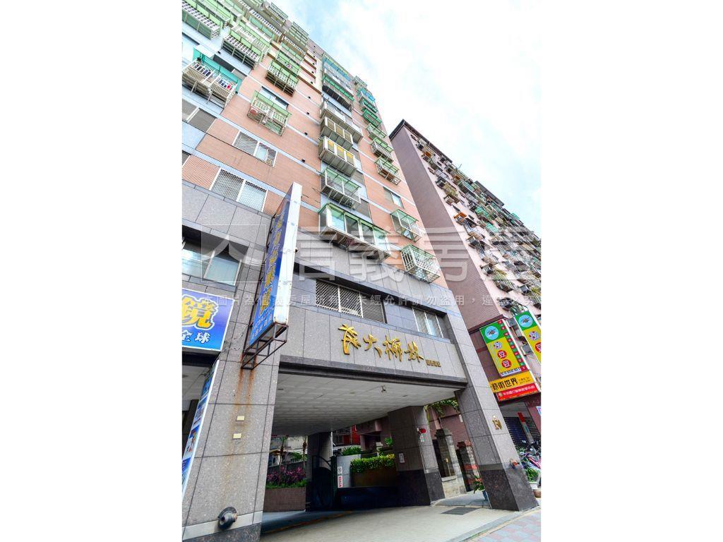 大坪林稀有美景樓中樓房屋室內格局與周邊環境