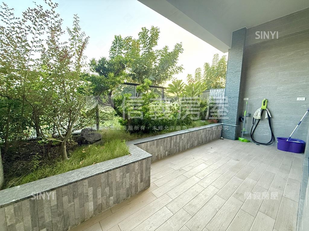 新市鎮橋頭車庫美透天房屋室內格局與周邊環境