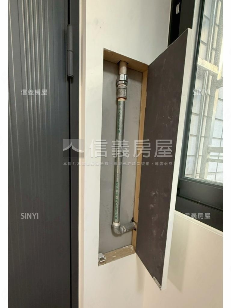 五期三房有車位裝潢新房屋室內格局與周邊環境