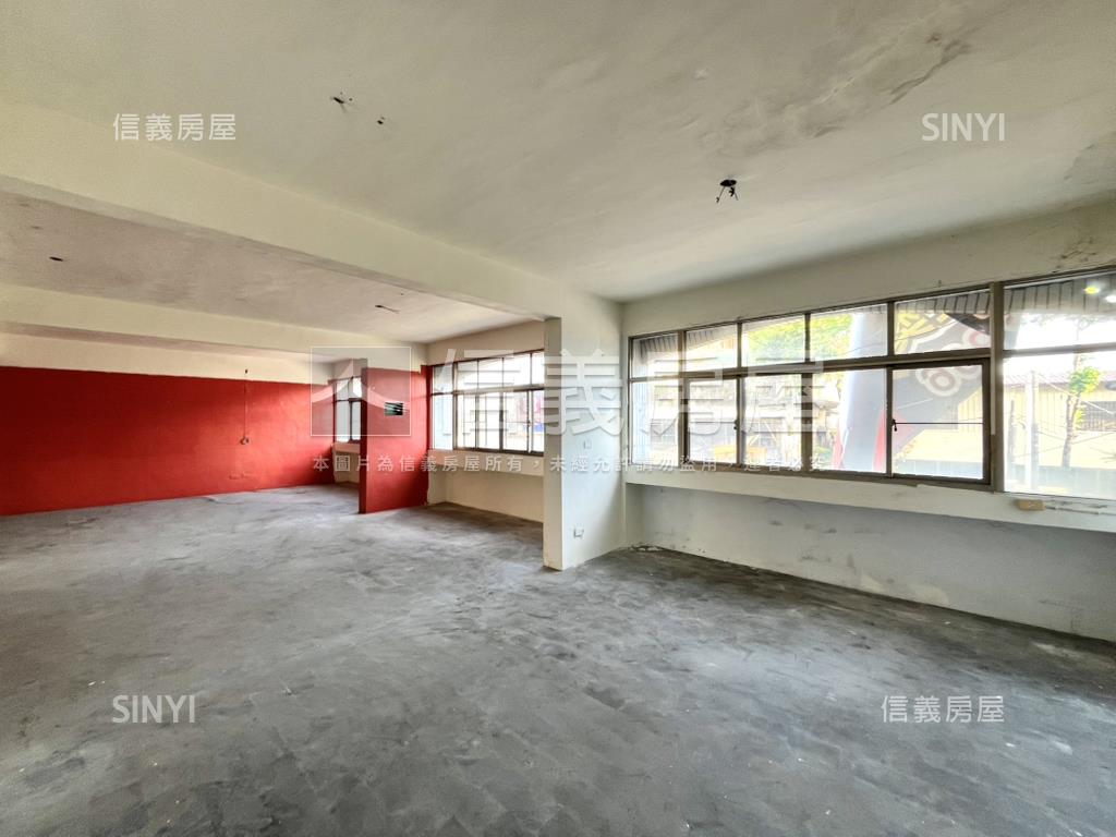 正路三拼大面寬旗艦店霸房屋室內格局與周邊環境