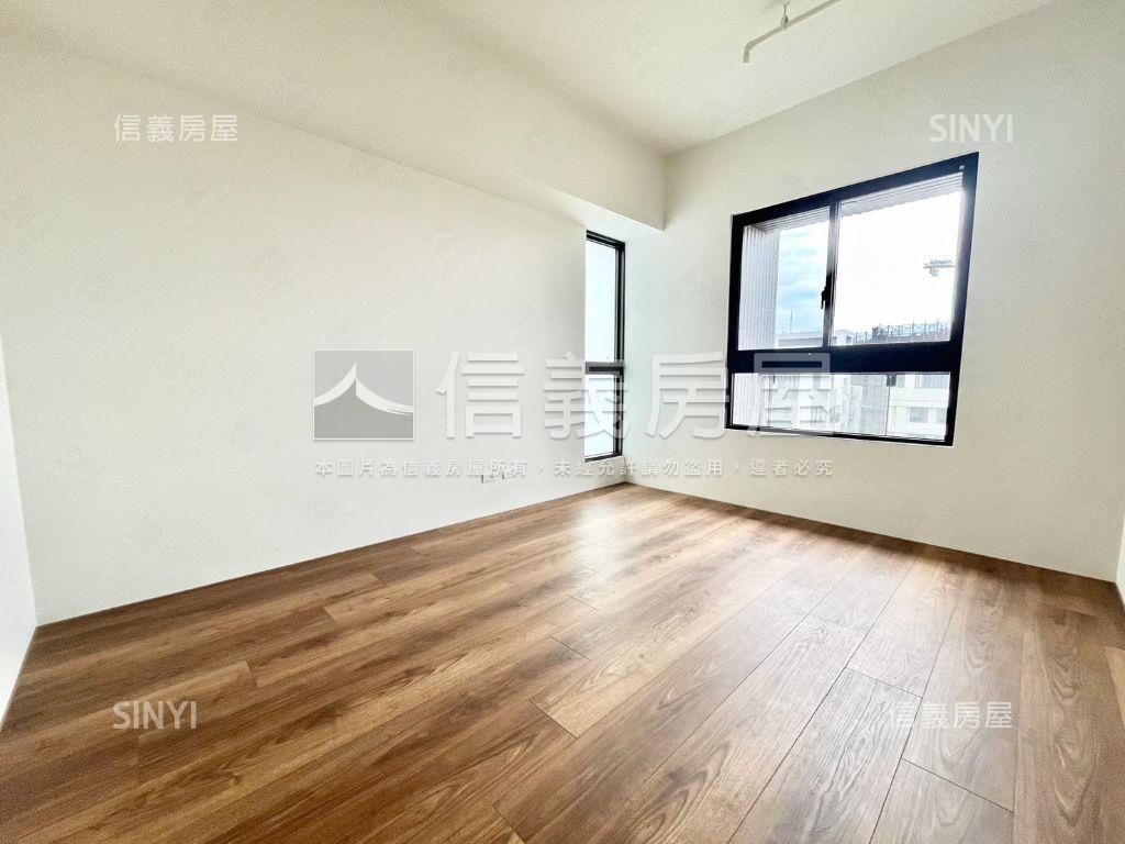 全新交屋三房平車房屋室內格局與周邊環境