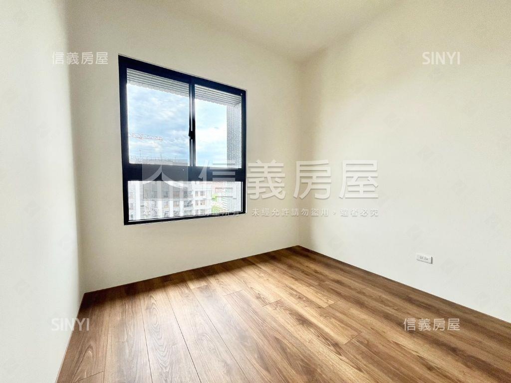 全新交屋三房平車房屋室內格局與周邊環境