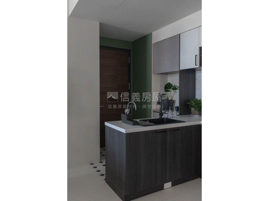 耕云云精緻美宅房屋室內格局與周邊環境