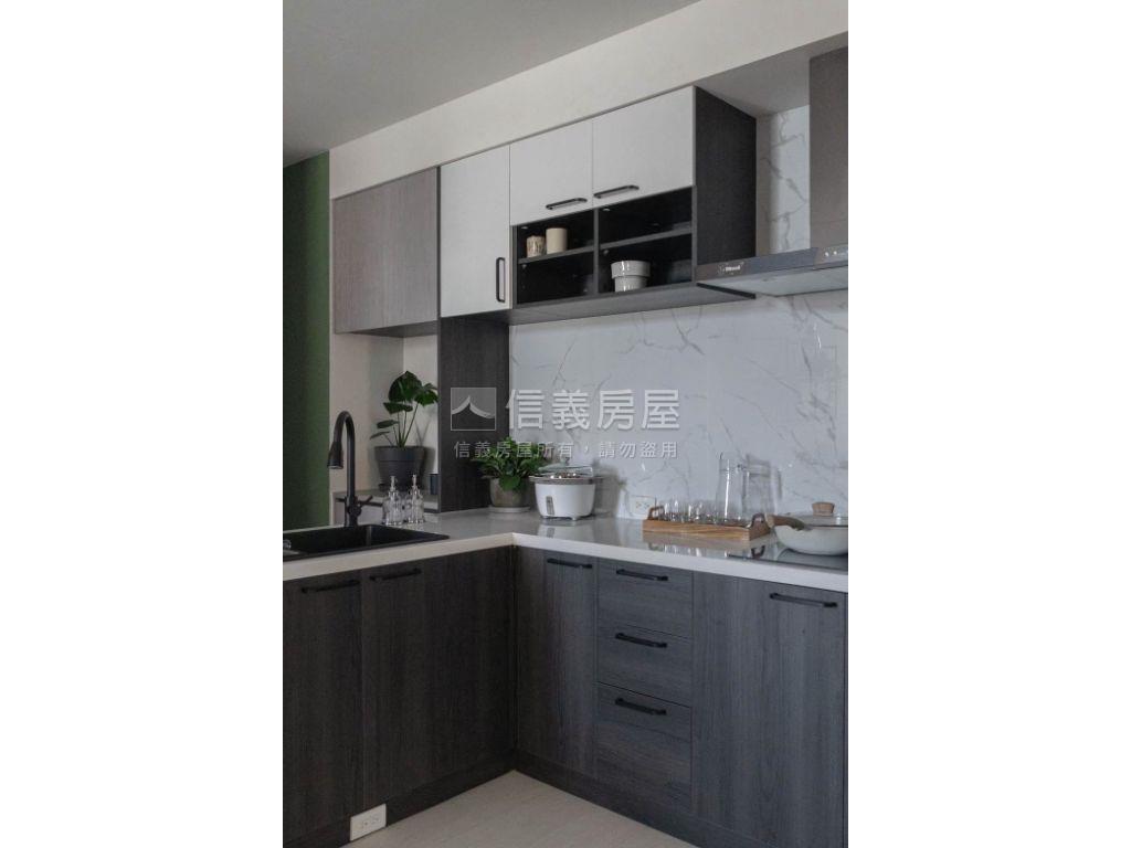 耕云云精緻美宅房屋室內格局與周邊環境