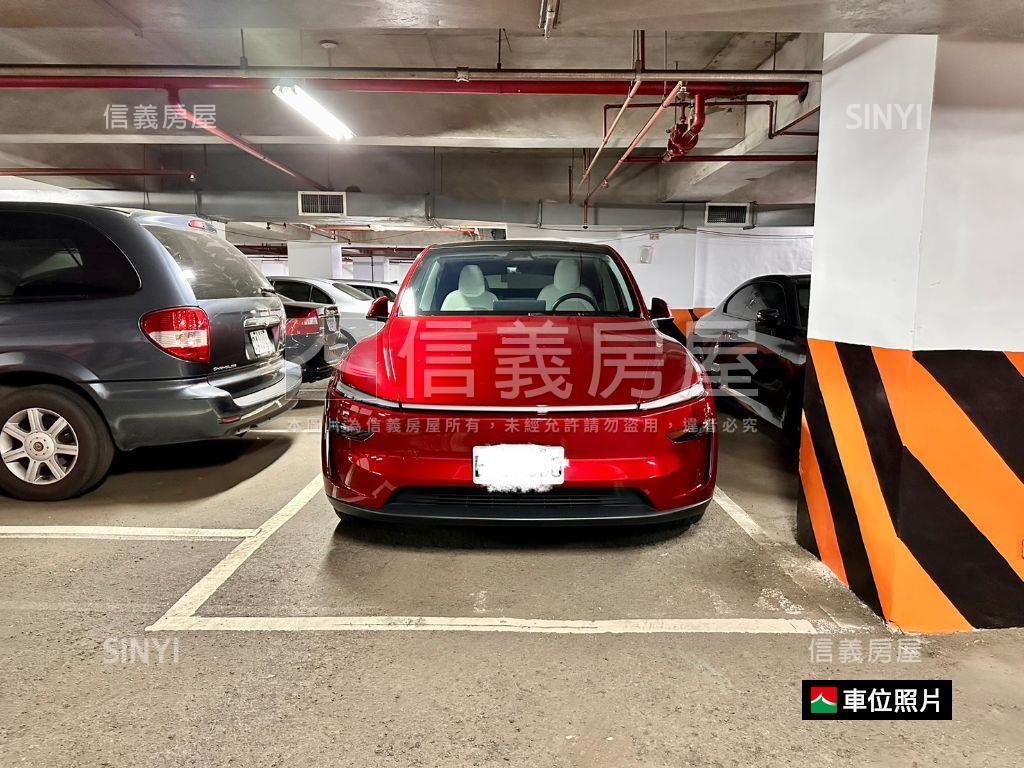 捷運電梯明亮美三房附車位房屋室內格局與周邊環境