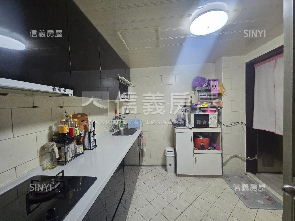 好美麗羅浮四房車位房屋室內格局與周邊環境