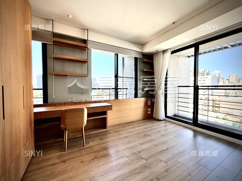 專任寶璽高第高質感朝南戶房屋室內格局與周邊環境