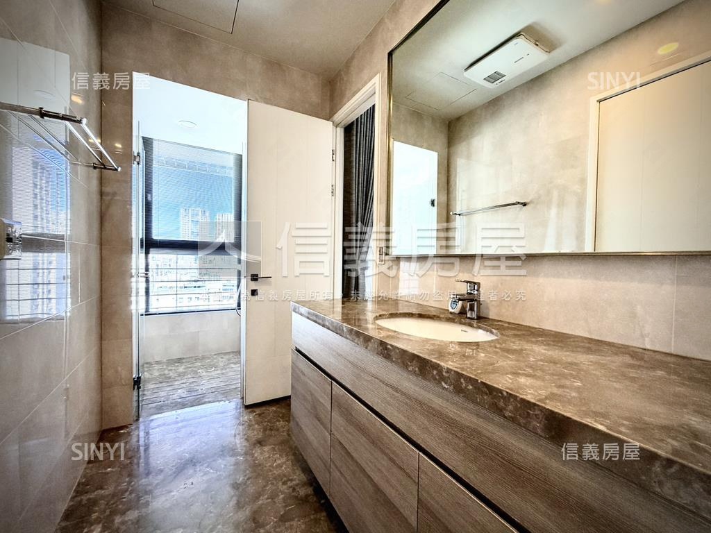 專任寶璽高第高質感朝南戶房屋室內格局與周邊環境