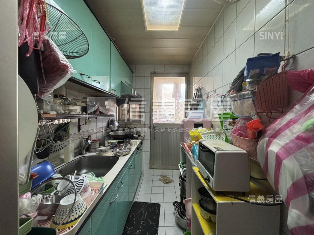 麗緻花園稀有四房平面車位房屋室內格局與周邊環境