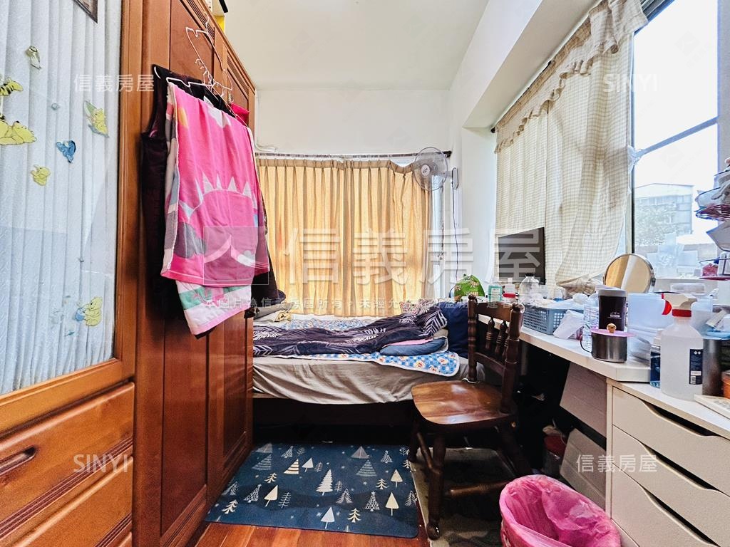 麗緻花園稀有四房平面車位房屋室內格局與周邊環境