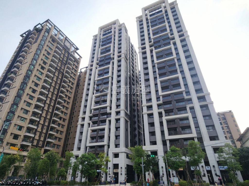 皇普莊園兩房平車全新裝潢房屋室內格局與周邊環境