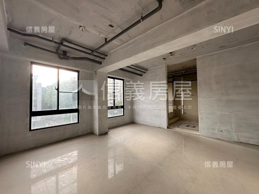 精銳霸氣大面寬豪墅房屋室內格局與周邊環境