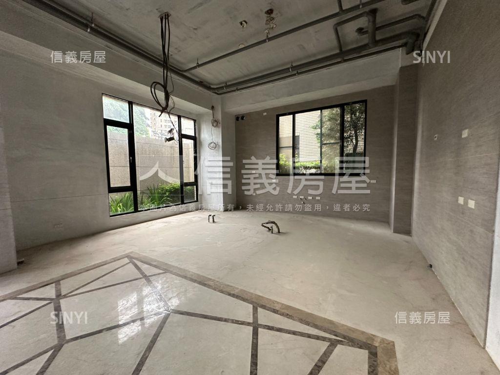 精銳霸氣大面寬豪墅房屋室內格局與周邊環境